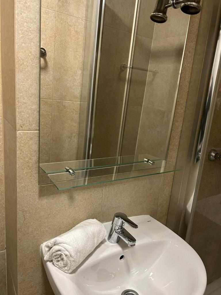 Comodo Y Agradable Estudio En Madrid Centro A3 المظهر الخارجي الصورة